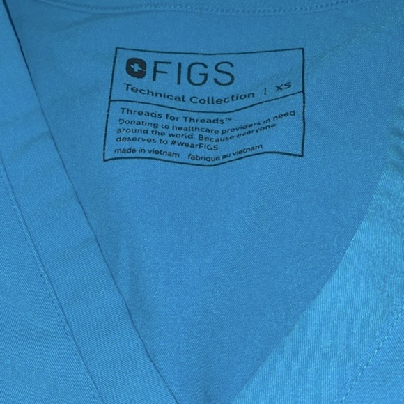 FIGS technical collection turquoise top Nurses scrub top size xsmall - Picture 3 of 5